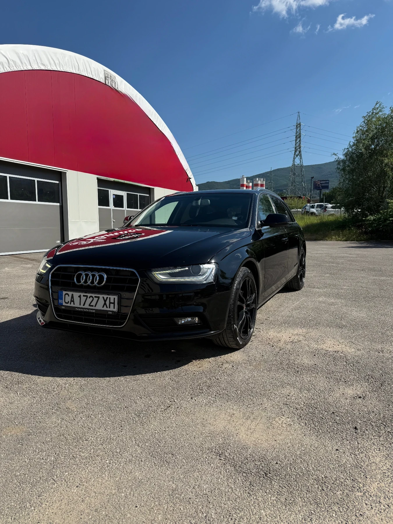 Audi A4 2.0TDI* LED* NAVI* AVTOMATIK, снимка 1 - Автомобили и джипове - 55088853