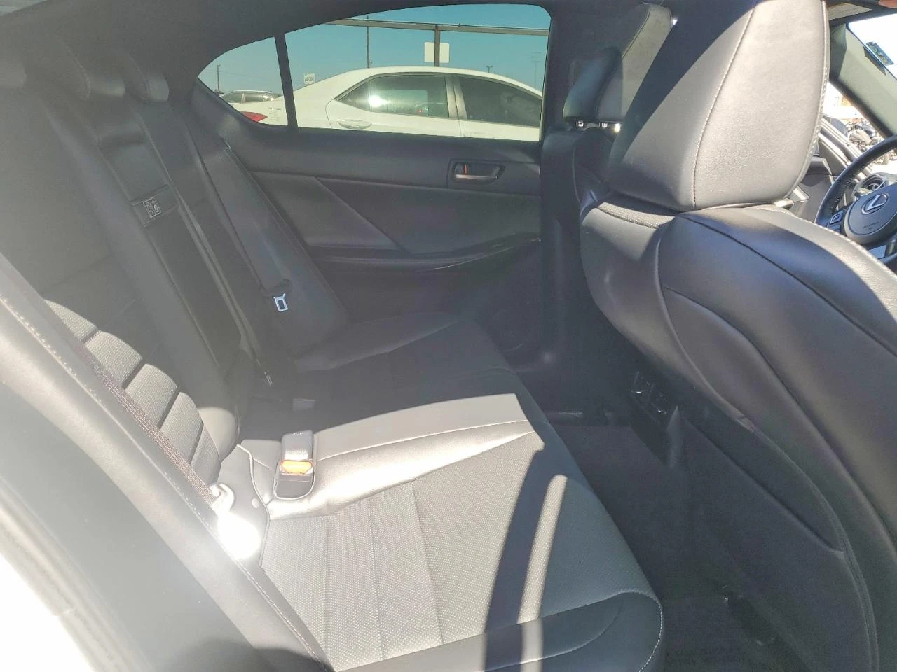 Lexus IS 350 F* SPORT* ПОДГРЕВ* КАМЕРА* SUNROOF* KEYLESS* , снимка 10 - Автомобили и джипове - 55437640