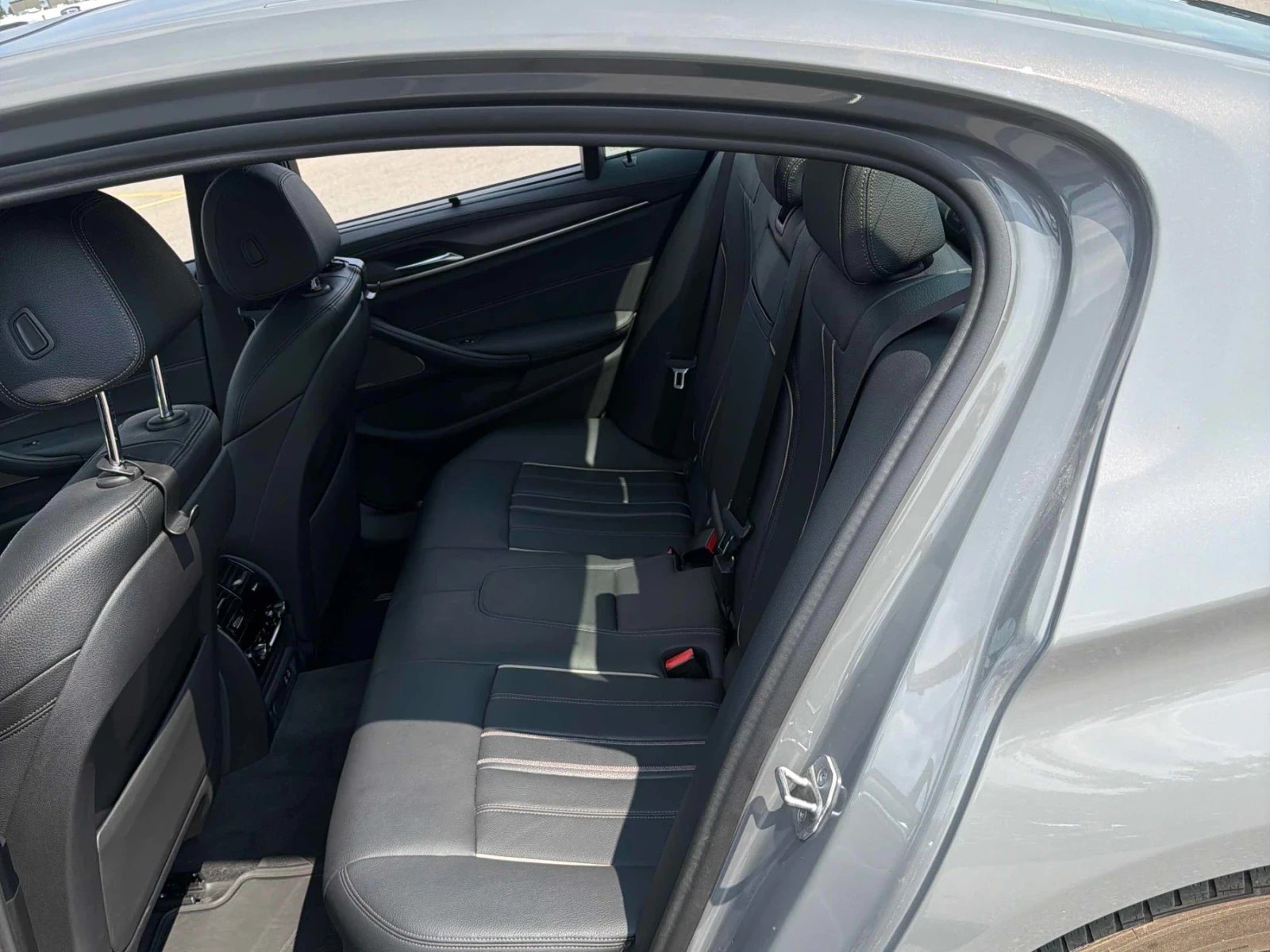 BMW 540 XDRIVE* HARMAN KARDON* HEAD-UP* ПОДГРЕВ* CARFAX , снимка 12 - Автомобили и джипове - 55469264