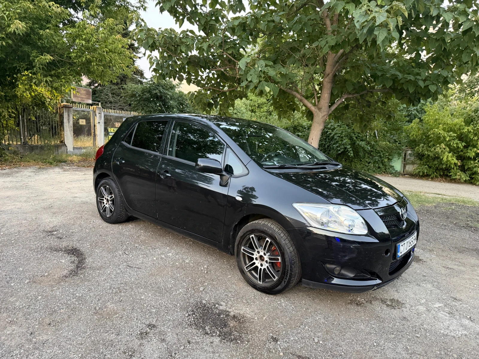 Toyota Auris, снимка 3 - Автомобили и джипове - 55683795