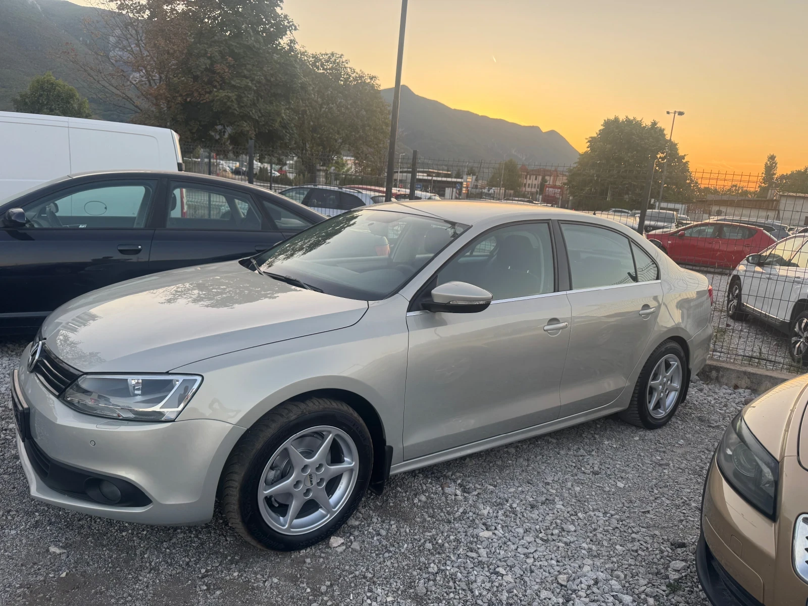 VW Jetta 1.6TDI KLIMATR 172000km | Mobile.bg � ����������� 2