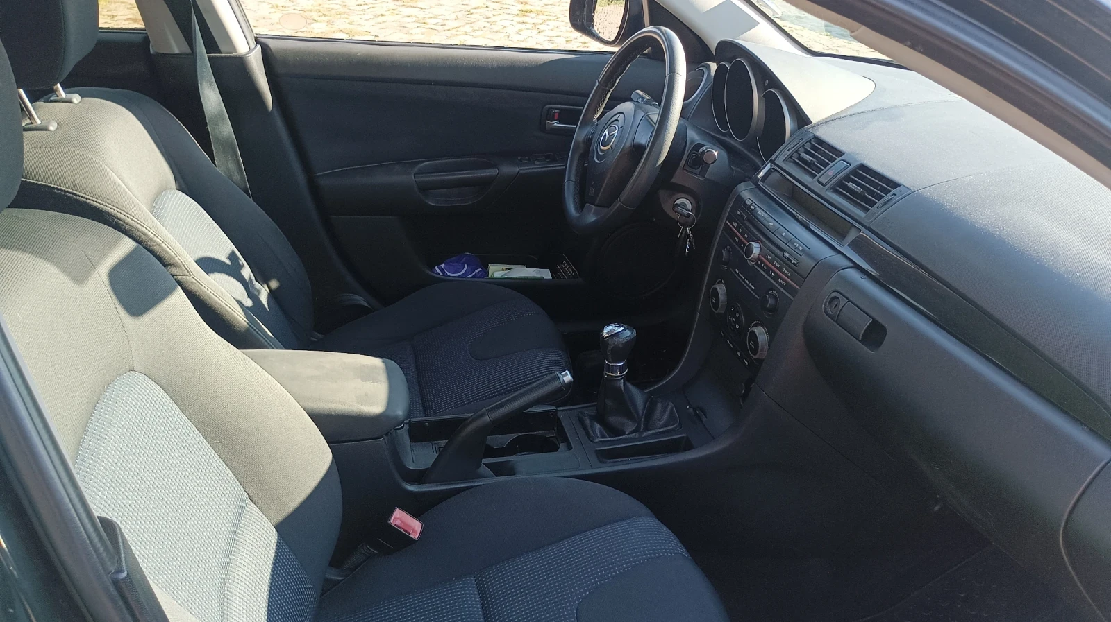 Mazda 3, снимка 12 - Автомобили и джипове - 55717515