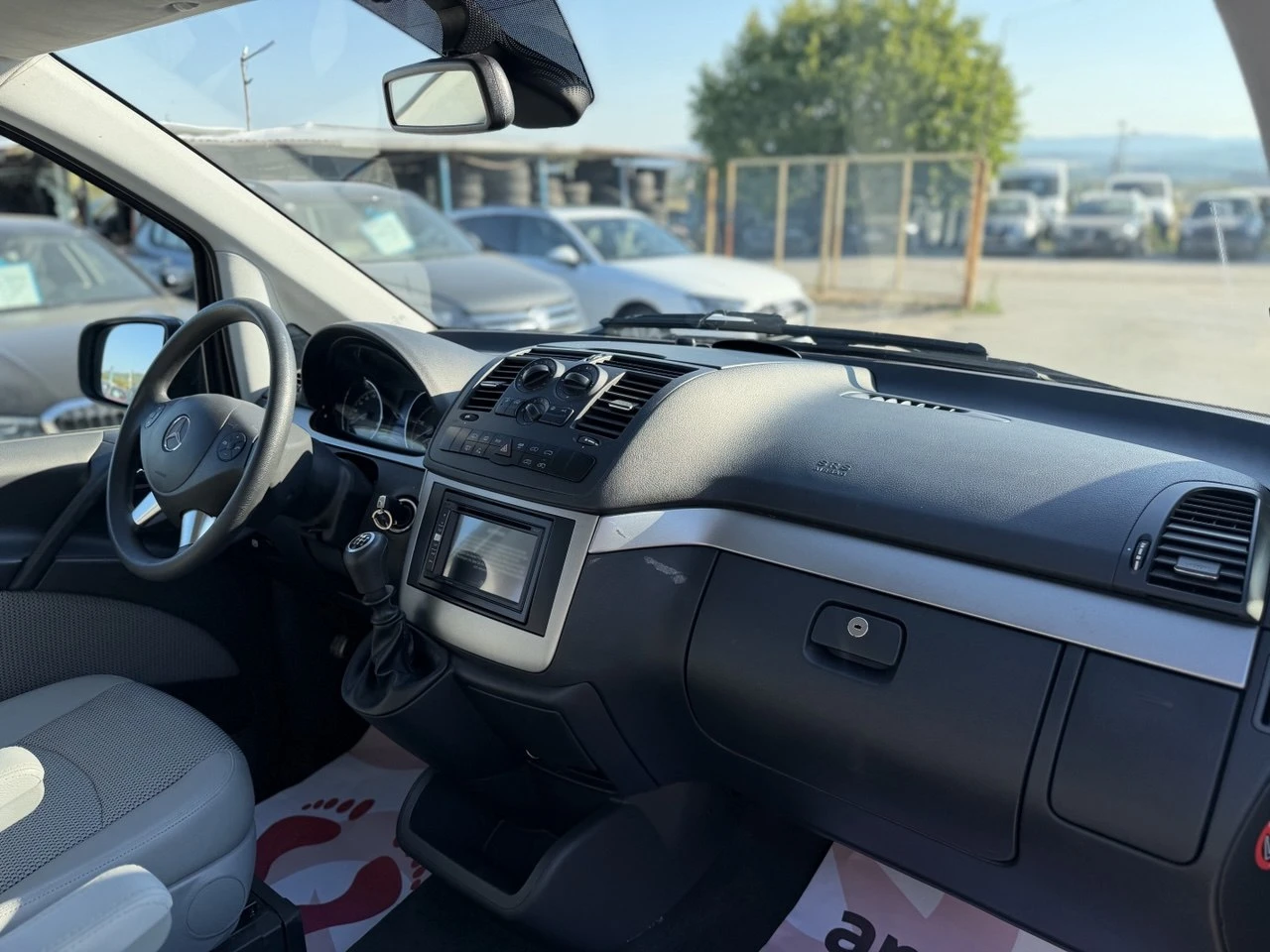 Mercedes-Benz Viano 2.2CDI FACELIFT NAVI, снимка 16 - Автомобили и джипове - 55743192