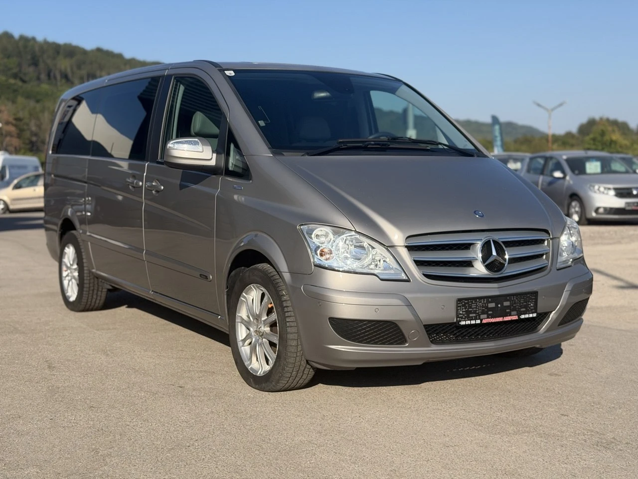 Mercedes-Benz Viano 2.2CDI FACELIFT NAVI, снимка 3 - Автомобили и джипове - 55743192