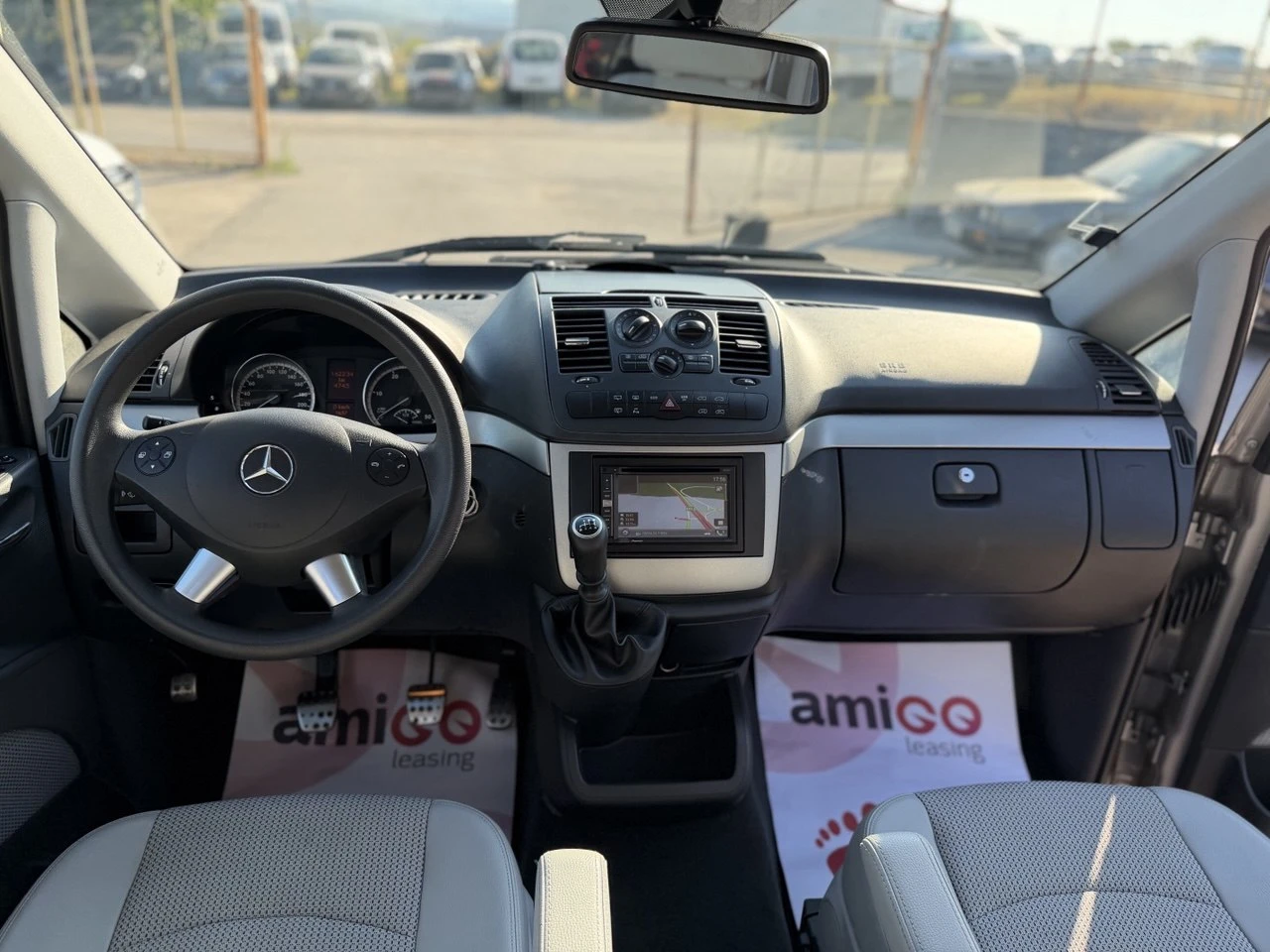 Mercedes-Benz Viano 2.2CDI FACELIFT NAVI, снимка 14 - Автомобили и джипове - 55743192