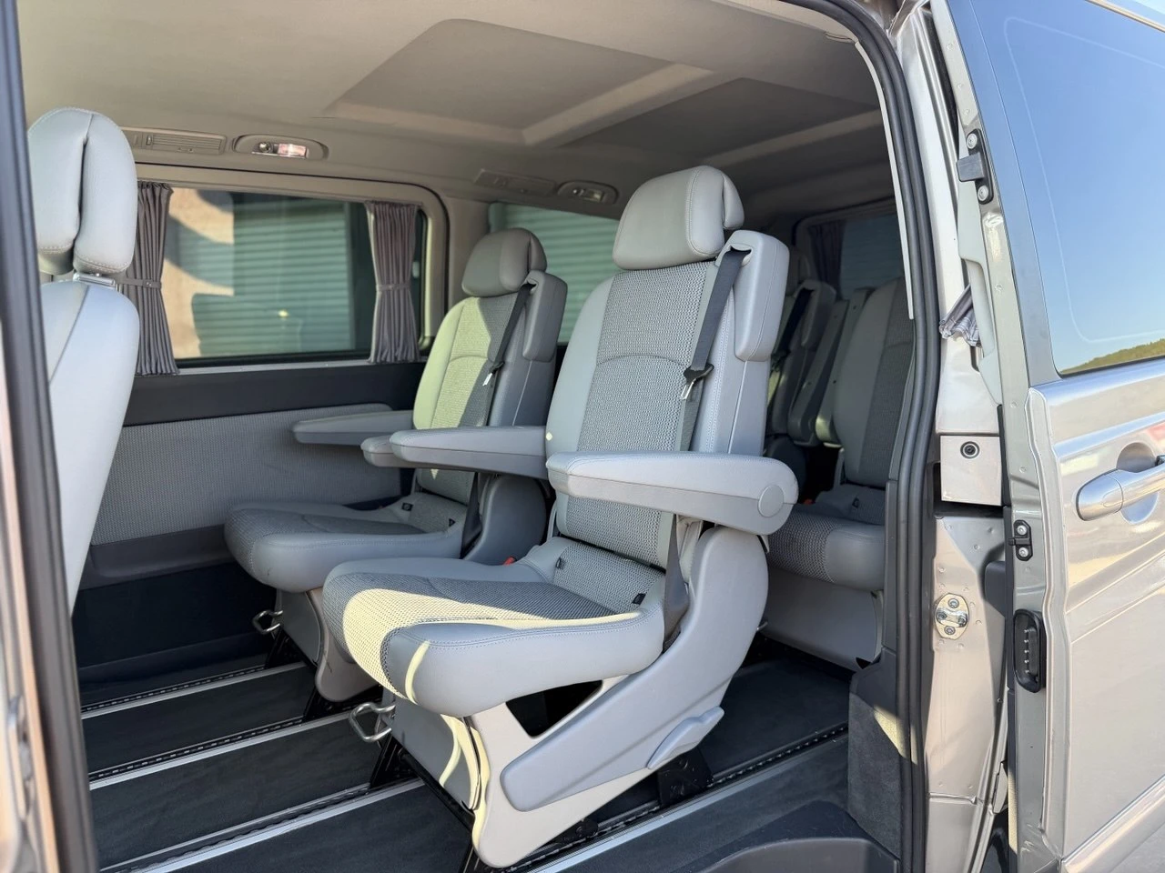 Mercedes-Benz Viano 2.2CDI FACELIFT NAVI, снимка 11 - Автомобили и джипове - 55743192