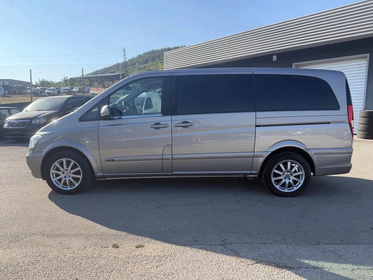 Mercedes-Benz Viano 2.2CDI FACELIFT NAVI, снимка 8 - Автомобили и джипове - 55743192