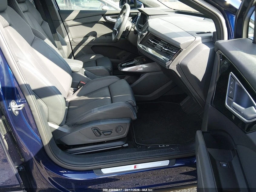 Audi E-Tron PREMIUM PLUS 55 QUATTRO, снимка 5 - Автомобили и джипове - 56532126