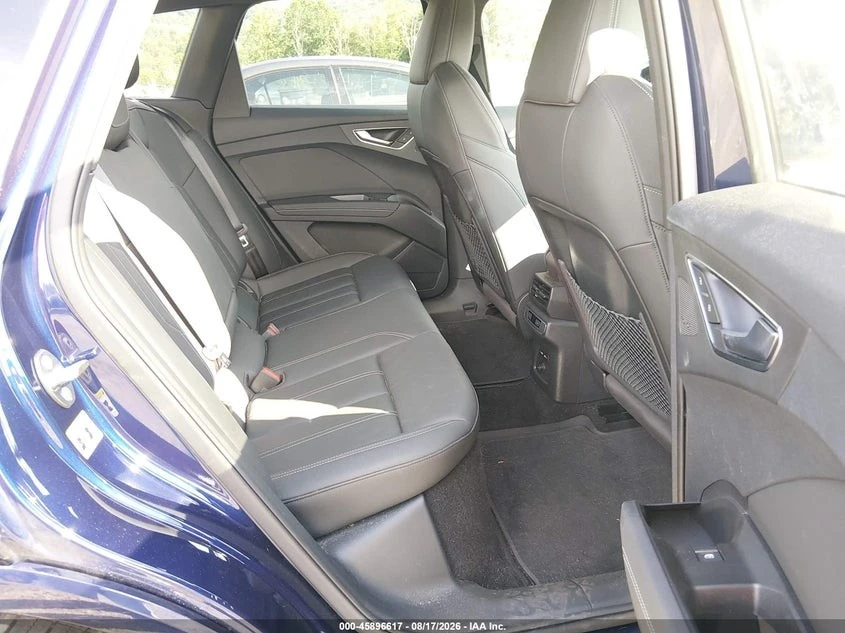 Audi E-Tron PREMIUM PLUS 55 QUATTRO, снимка 8 - Автомобили и джипове - 56532126