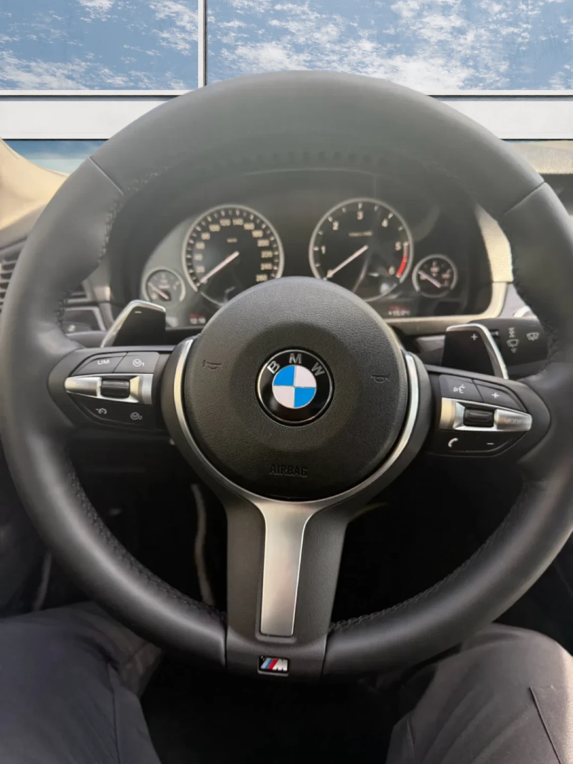 BMW 520, снимка 9 - Автомобили и джипове - 56630351