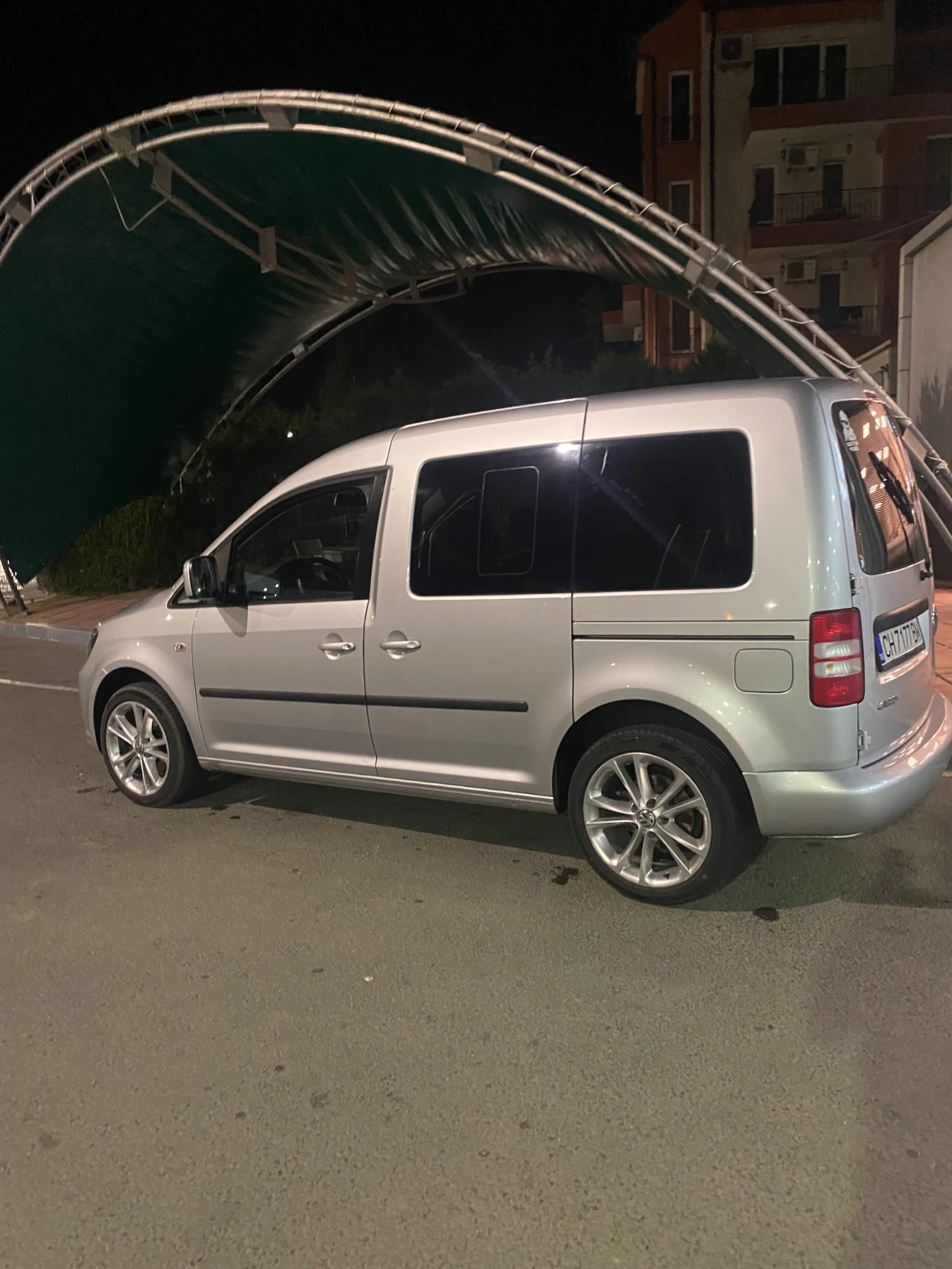 VW Caddy 1.6 | Mobile.bg � ����������� 17