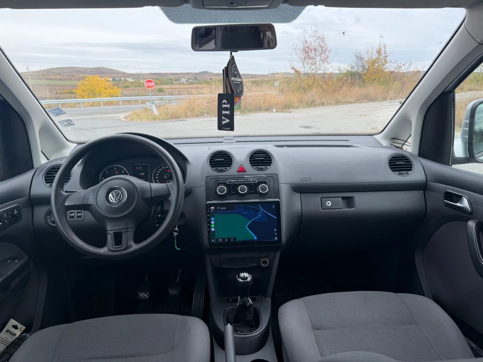 VW Caddy 1.6, снимка 7 - Автомобили и джипове - 56688144
