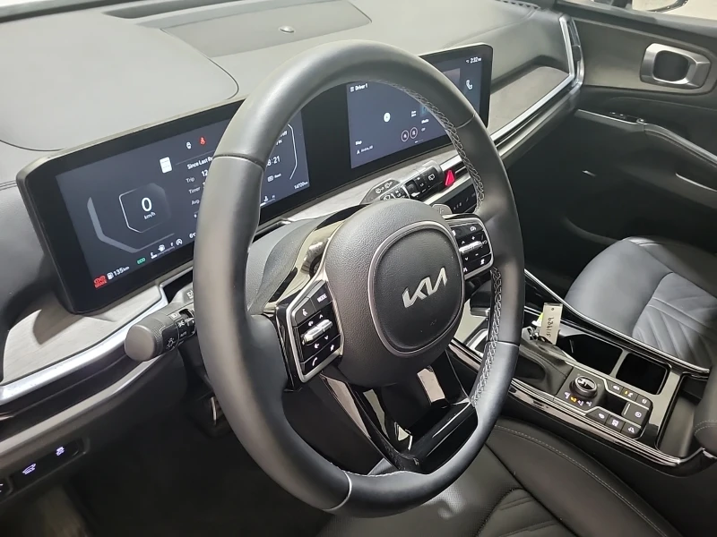 Kia Sorento 2.5L 4cyl AWD, снимка 17 - Автомобили и джипове - 53526374