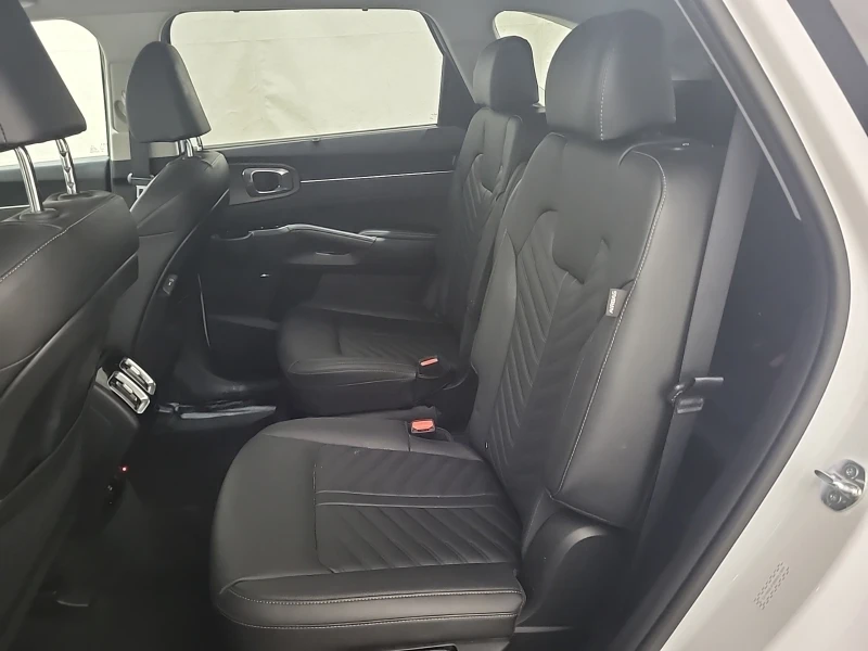 Kia Sorento 2.5L 4cyl AWD, снимка 5 - Автомобили и джипове - 53526374