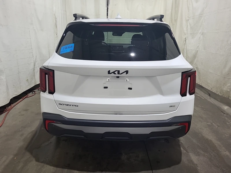 Kia Sorento 2.5L 4cyl AWD, снимка 12 - Автомобили и джипове - 53526374