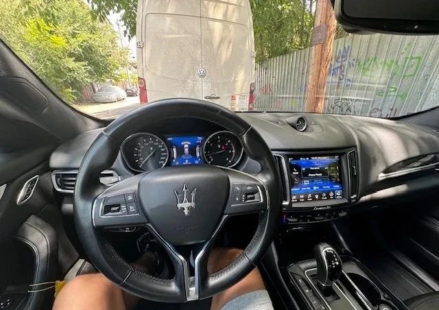 Maserati Levante 3.0d , снимка 5 - Автомобили и джипове - 46240178