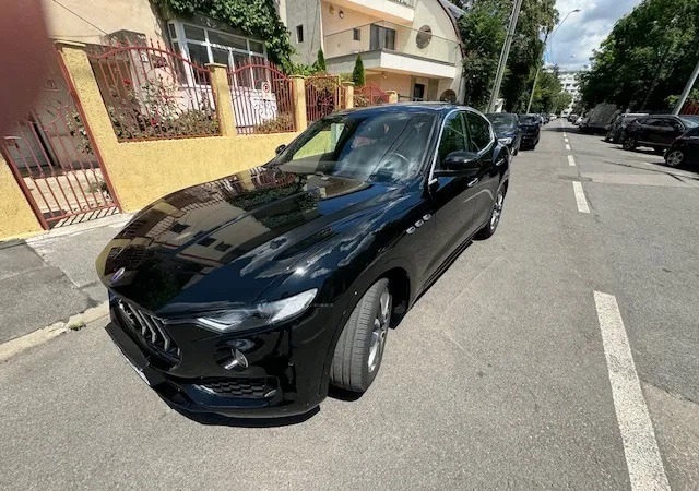 Maserati Levante 3.0d , снимка 1 - Автомобили и джипове - 46240178