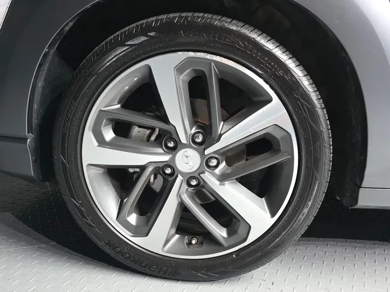 Hyundai Kona Diesel 1.6 2Wd Premium, снимка 5 - Автомобили и джипове - 56129759