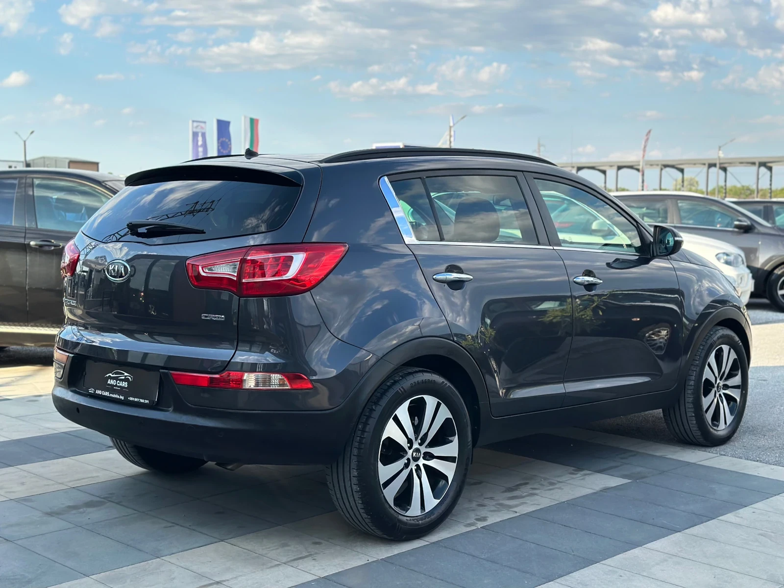 Kia Sportage * 1.7CRDI* Plus* ПАНОРАМА*  - изображение 4