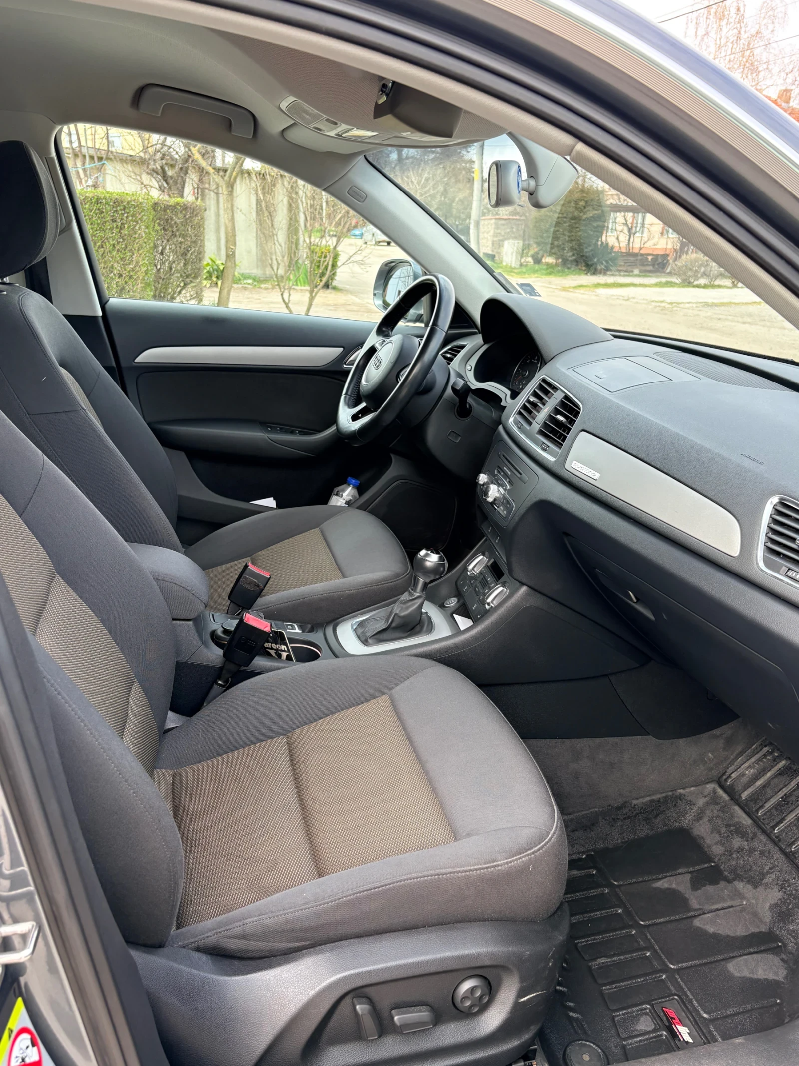 Audi Q3, снимка 8 - Автомобили и джипове - 53949388