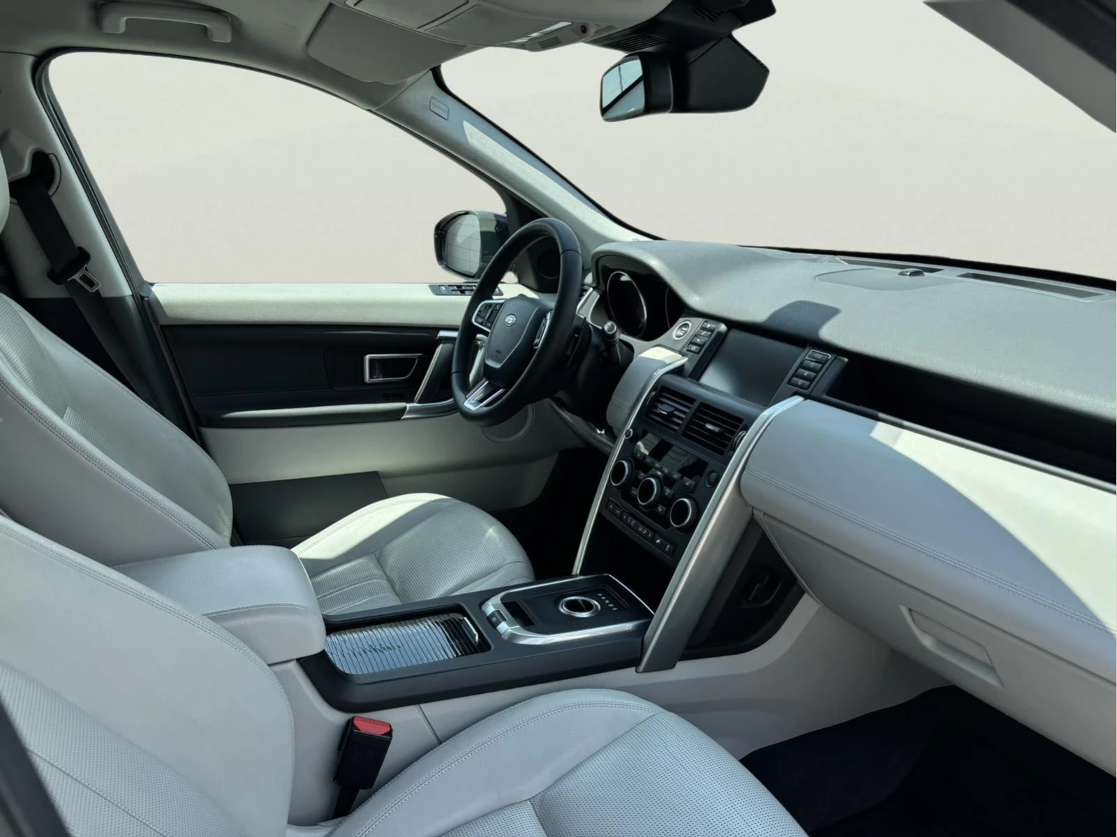 Land Rover Discovery Sport 2.0, снимка 9 - Автомобили и джипове - 55064695