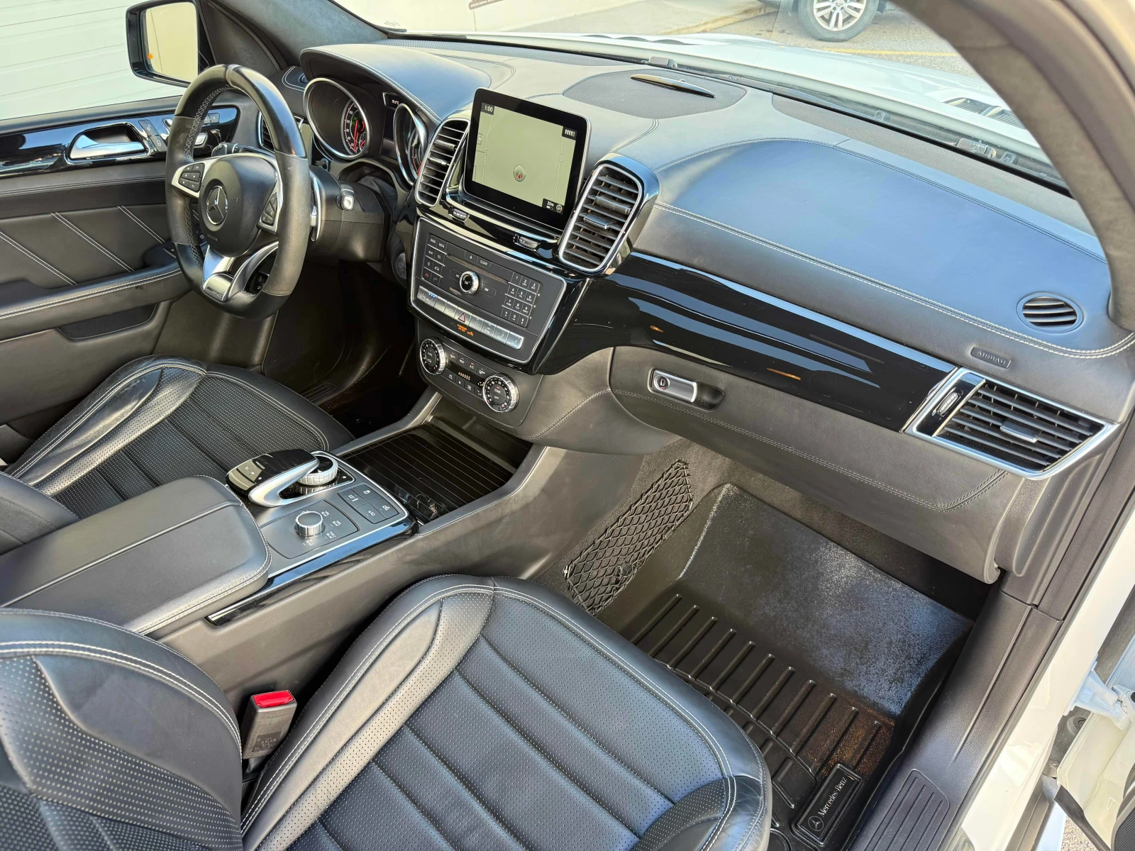 Mercedes-Benz GLE * AMG 63 S * CARFAX * ЦЕНА ДО БГ, снимка 12 - Автомобили и джипове - 55902978