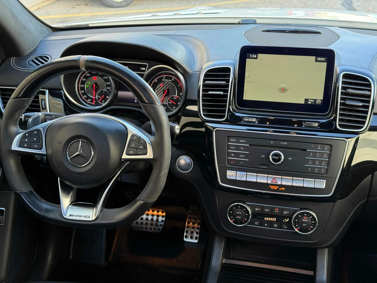 Mercedes-Benz GLE * AMG 63 S * CARFAX * ЦЕНА ДО БГ, снимка 11 - Автомобили и джипове - 55902978