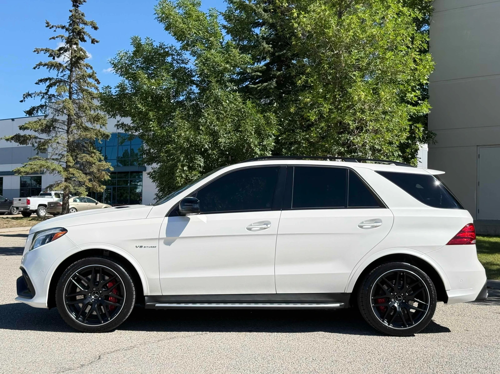 Mercedes-Benz GLE * AMG 63 S * CARFAX * ЦЕНА ДО БГ, снимка 2 - Автомобили и джипове - 55902978