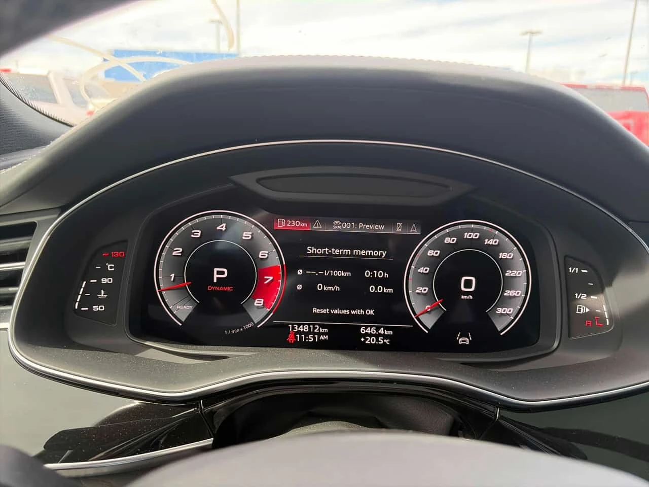 Audi Q8 Technik  CARFAX, снимка 8 - Автомобили и джипове - 56238783