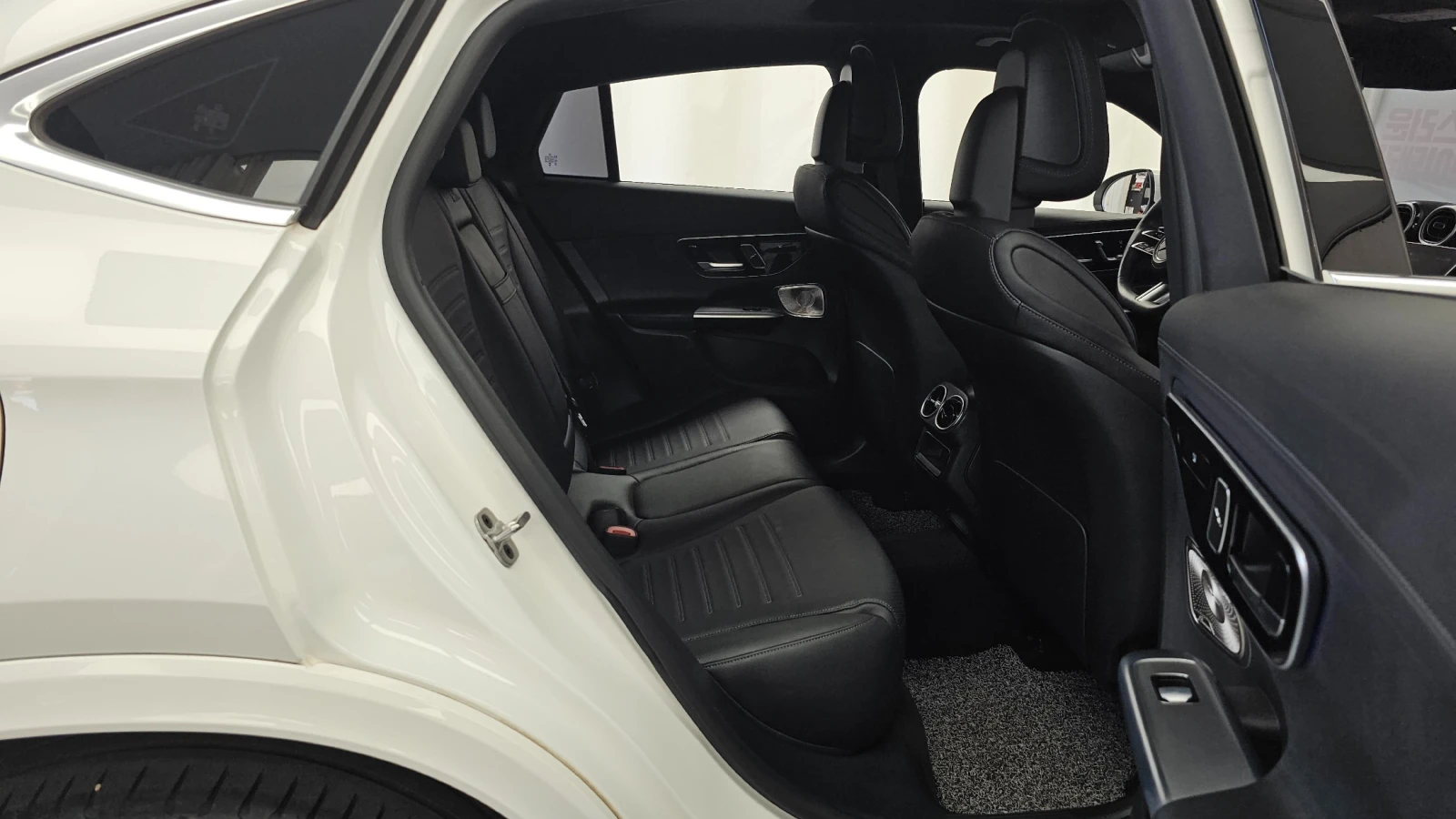 Mercedes-Benz GLC 300 4MATIC Coupe | Mobile.bg � ����������� 11