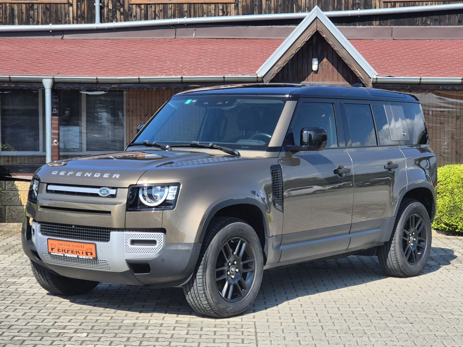 Land Rover Defender 2.0 D240 s 240к.с.