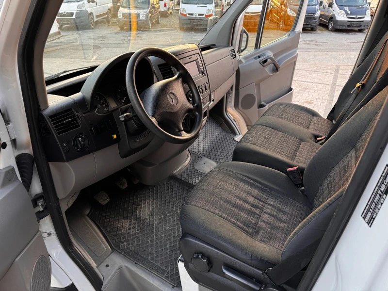 Mercedes-Benz Sprinter 316 CDI Падащ борд Клима 4, 25м., снимка 11 - Бусове и автобуси - 43850552