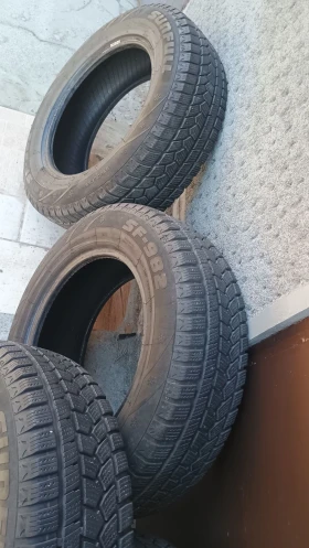 Гуми Зимни 195/65R15, снимка 10 - Гуми и джанти - 52712715