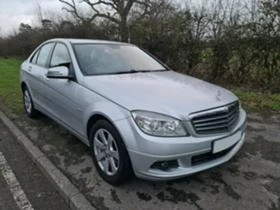 Mercedes-Benz C 180 М271 КОМБИ КЛАСИК, снимка 1