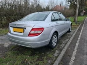 Mercedes-Benz C 180 М271 КОМБИ КЛАСИК, снимка 3