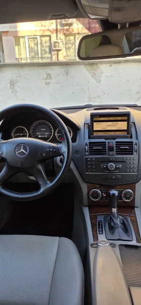 Mercedes-Benz C 220, снимка 11