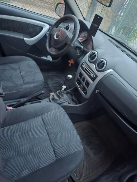 Dacia Sandero, снимка 8