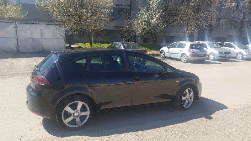 Seat Leon 2.0tdi, снимка 3 - Автомобили и джипове - 47004099