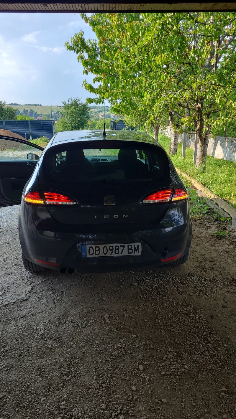 Seat Leon 2.0tdi, снимка 7 - Автомобили и джипове - 47004099