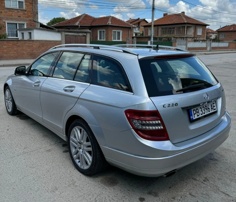 Mercedes-Benz C 220 CDI, снимка 2 - Автомобили и джипове - 47676951