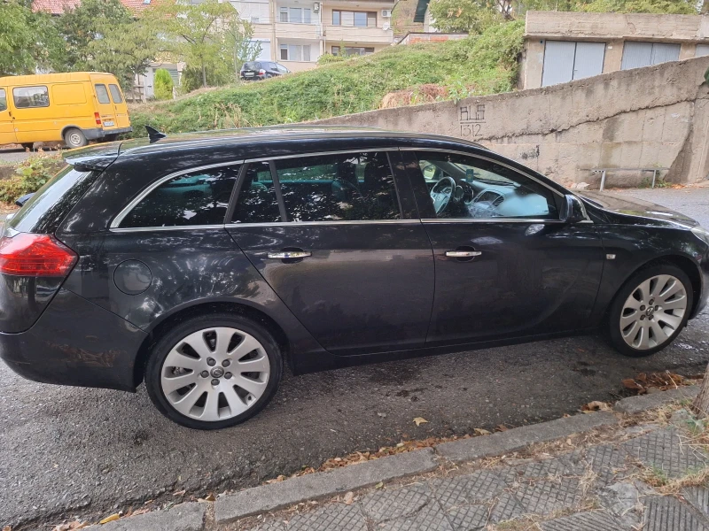 Opel Insignia, снимка 4 - Автомобили и джипове - 47395329