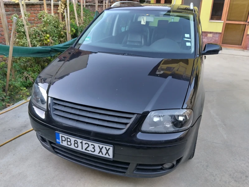 VW Touran Tauran, снимка 1 - Автомобили и джипове - 47750933