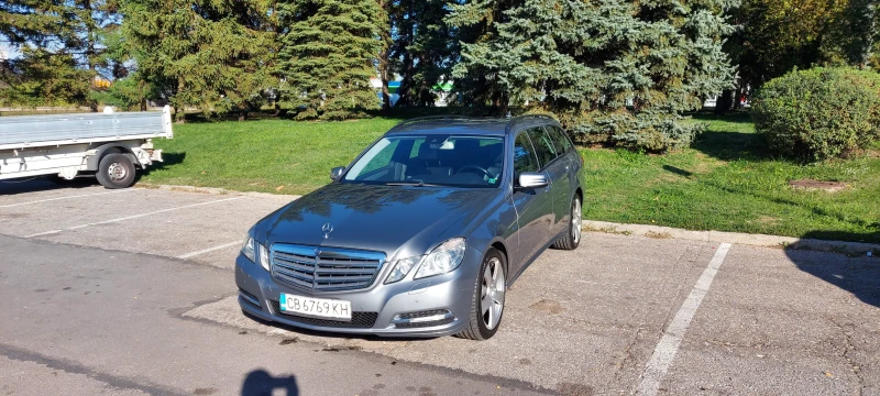 Mercedes-Benz E 250 4-matic, снимка 15 - Автомобили и джипове - 48017752