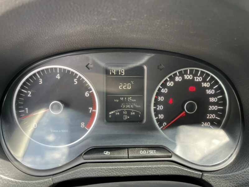 VW Polo 1.4 - Бензин/Газ, снимка 12 - Автомобили и джипове - 51372785
