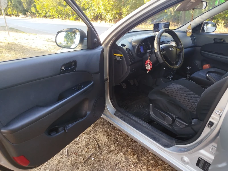 Hyundai I30, снимка 5 - Автомобили и джипове - 52742389