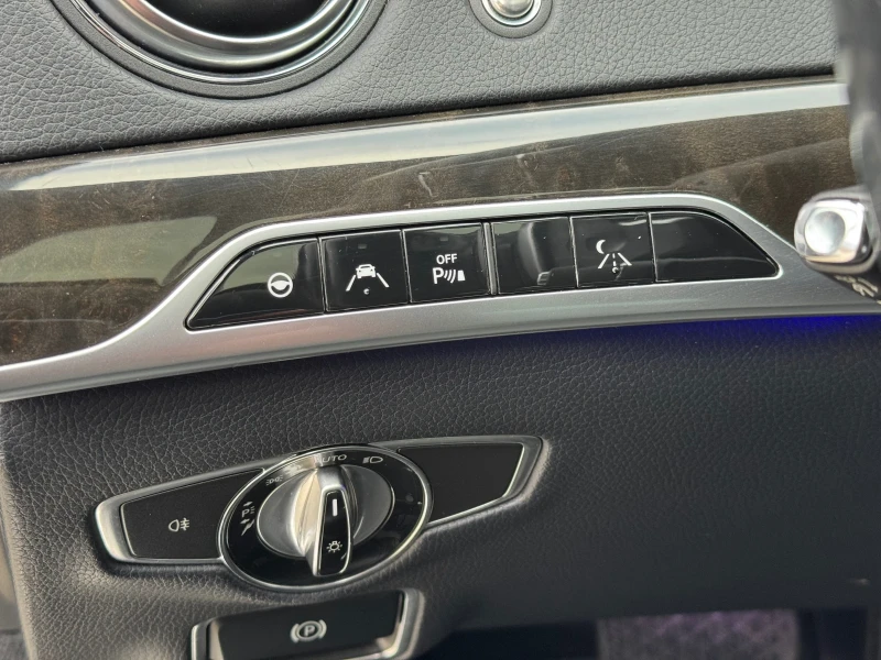 Mercedes-Benz S 350 AMG/DISTR/CAMERA/4-MATIC/PANO/ПОДГРЕВ/ОБДУХ/ FUL!!, снимка 11 - Автомобили и джипове - 52486511