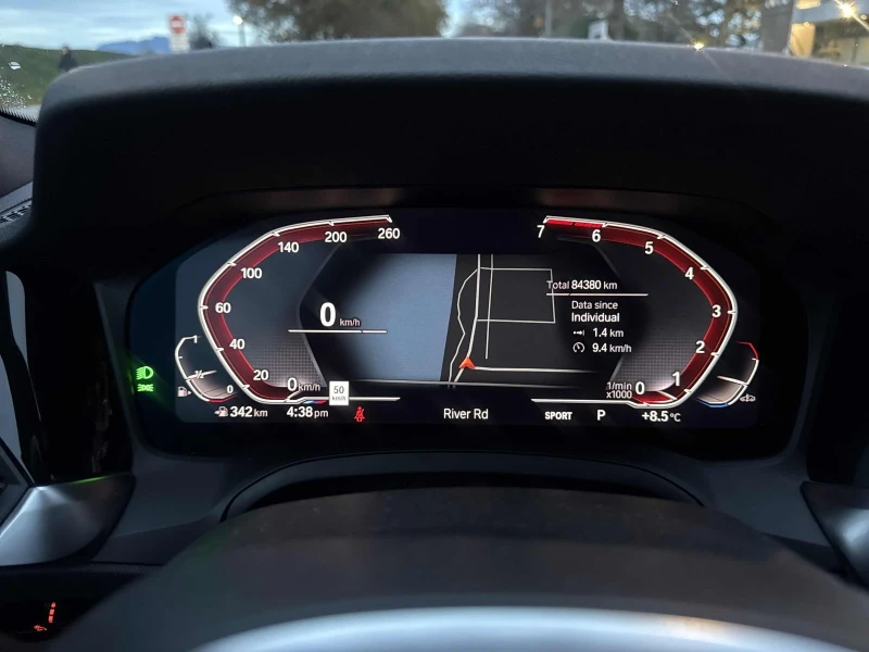 BMW 330 M-pkg* Shadow line* Harman/Kardon* Камера* Подгрев, снимка 9 - Автомобили и джипове - 52357127