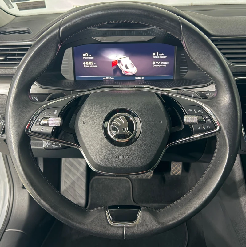 Skoda Superb 2.0 TDI* Facelift* Camera* LED* DSG* Подгрев, снимка 12 - Автомобили и джипове - 52558836