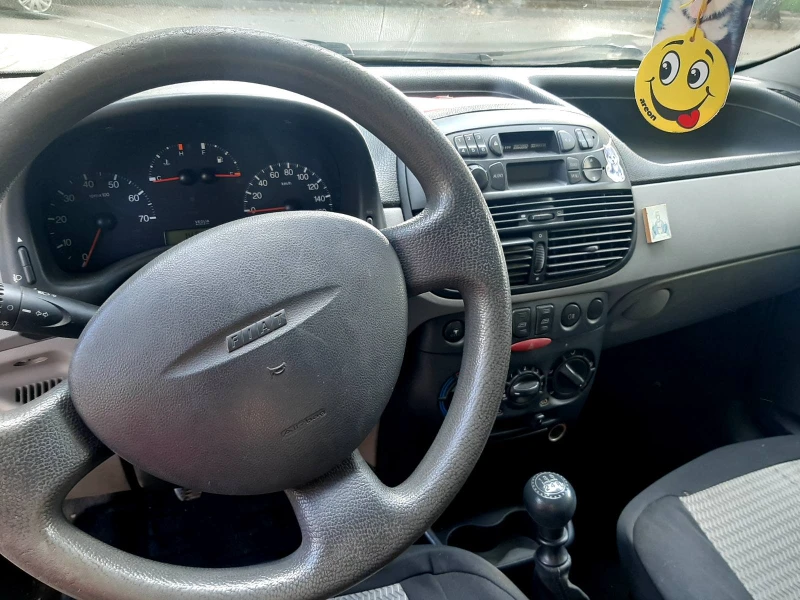 Fiat Punto, снимка 4 - Автомобили и джипове - 52578888