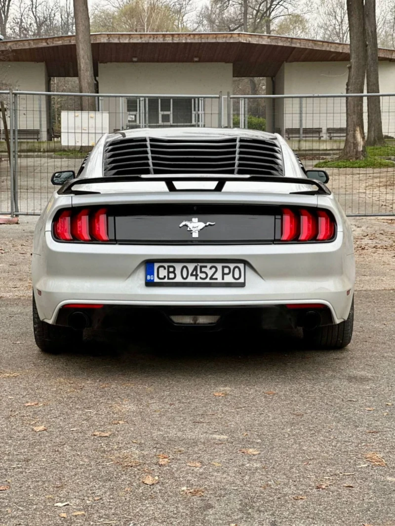 Ford Mustang, снимка 4 - Автомобили и джипове - 52693670